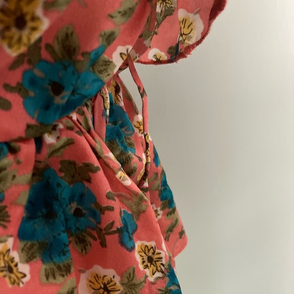Floral ruffle dress - Picture 6 of 10
